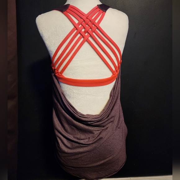 Lululemon free to be wild tank - Picture 2 of 6